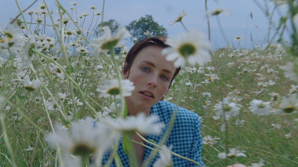 LJC X Zara Main_Film_CLEAN_h265.mov.01_00_06_06.Still002