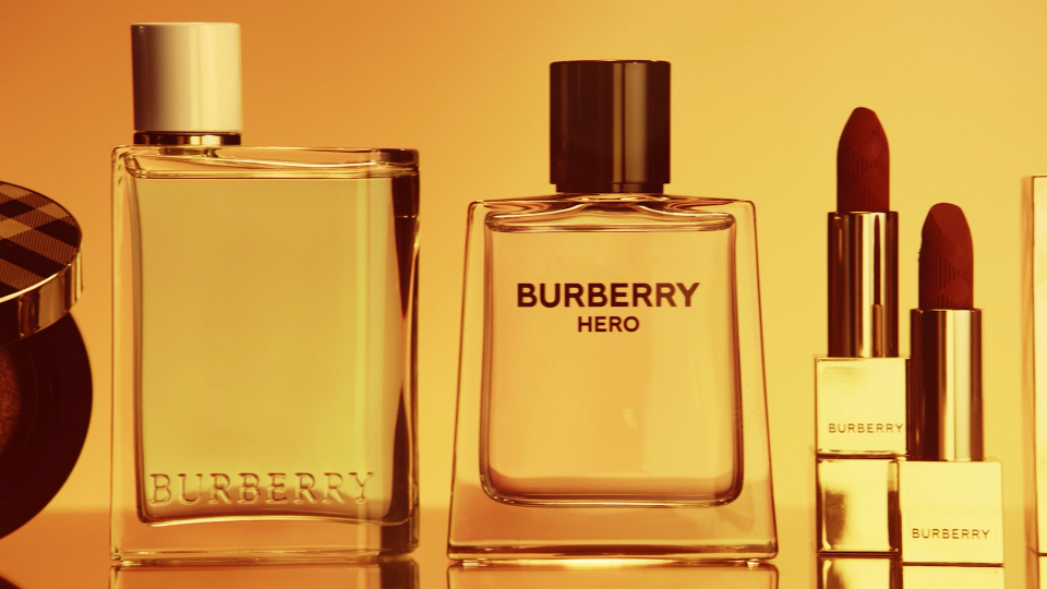 Burberry Hero.mp4.00_00_19_04.Still001