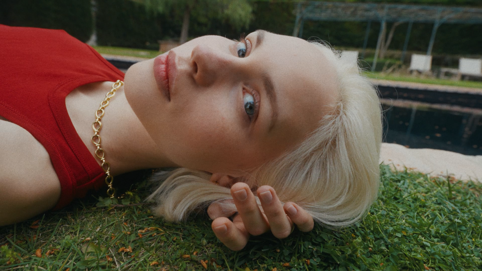 Jessica McCormack Summer Camp.mp4.00_00_28_04.Still002